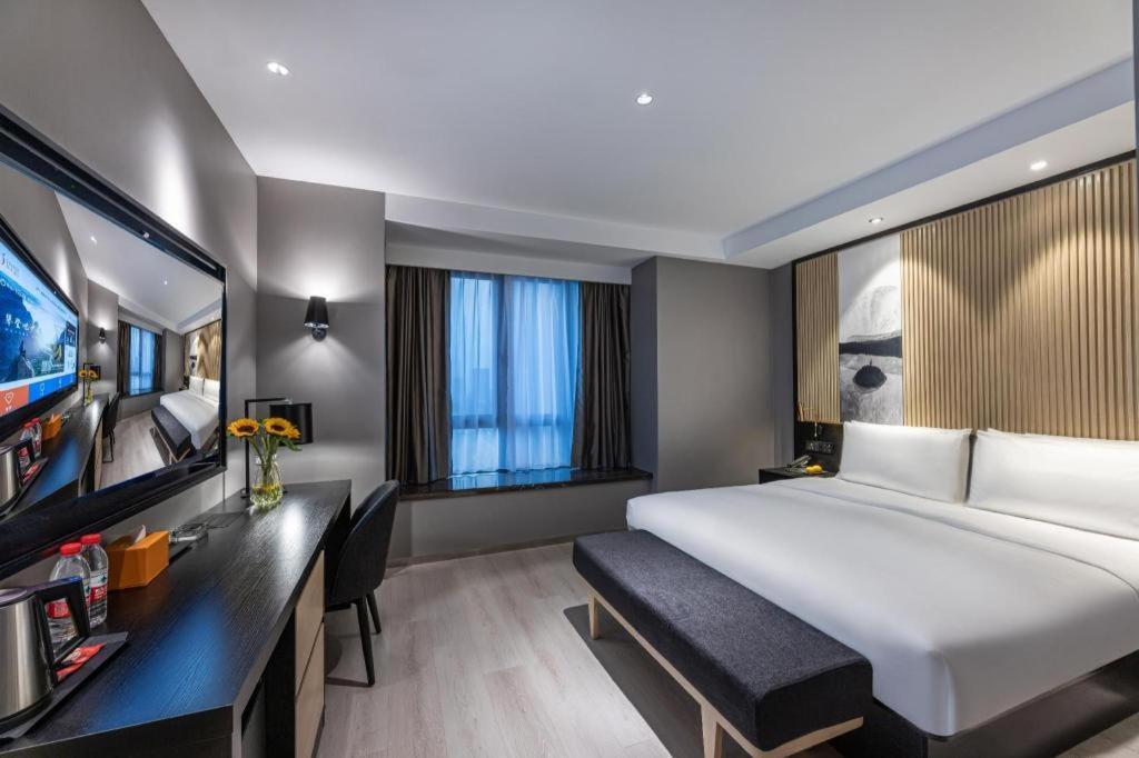 Ji Hotel Shanghai Hongqiao Gubei Fortune Center Eksteriør bilde